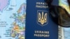 Беспаспортный, бездомный, безработный: истории украинцев, которые живут без документов
