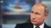 "Вам не кажется, что у нас уже монархия?" На какие вопросы не ответил Путин